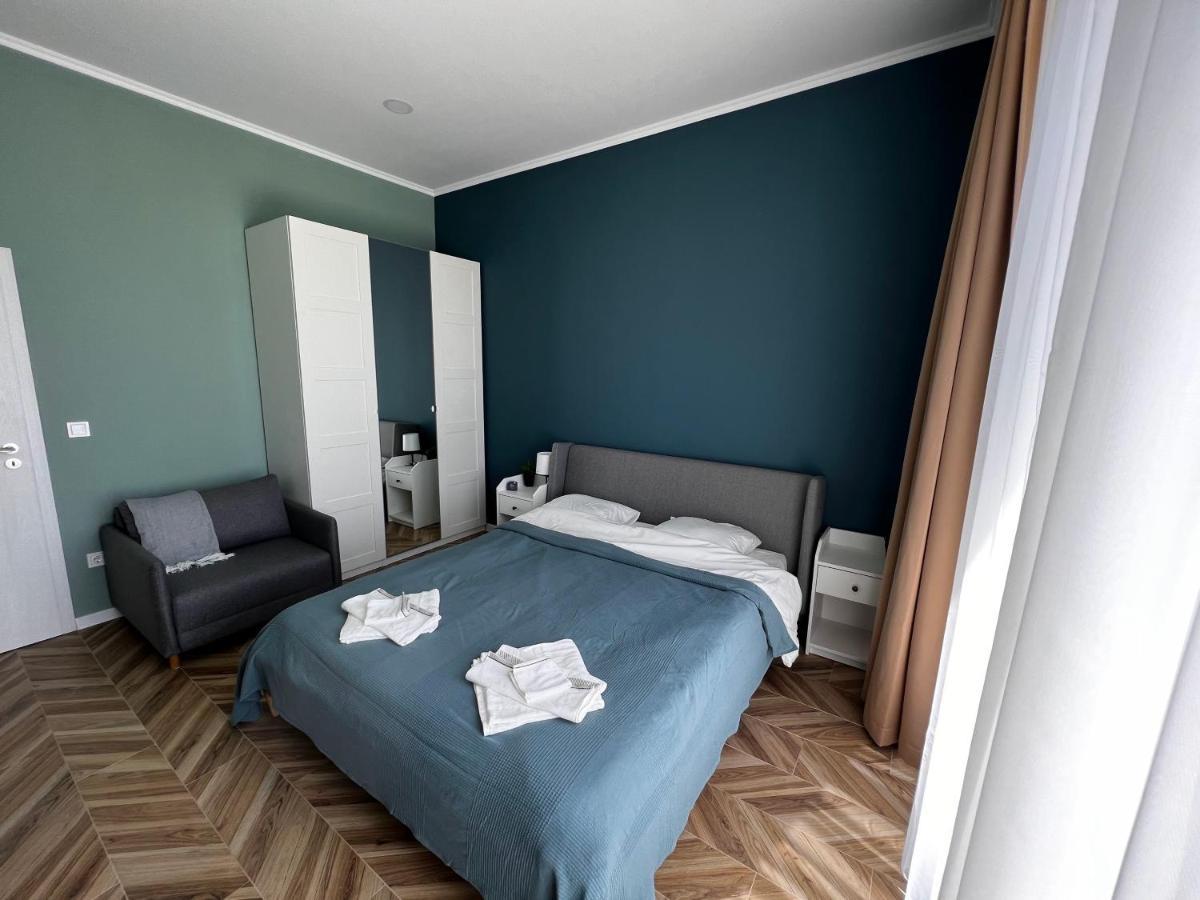 Las Brisas Garden Apartment Burgas Extérieur photo